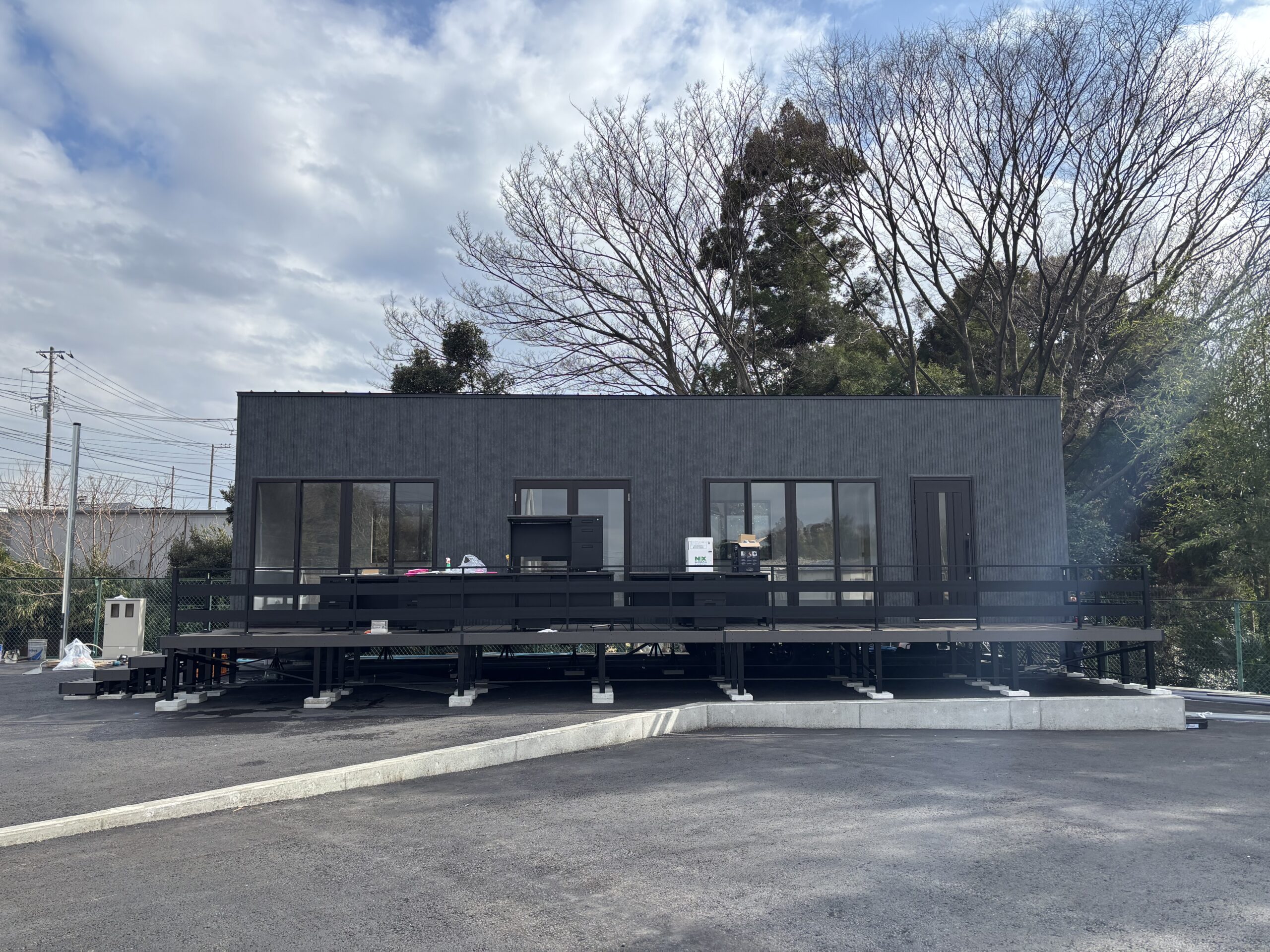 神奈川県藤沢市トレーラーハウス制作事例